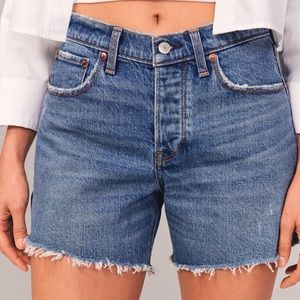 Abercrombie & Fitch 90s curve love Baggy Short